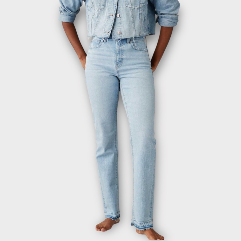 AE Stretch Super High-Waisted Straight Leg Jeans 0 / 25 Lakeside Light Wash NWT